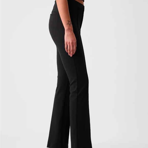 NWT GAP Mid Rise Ponte Crop Kick Pants~Size 6 TALL - Picture 3 of 7